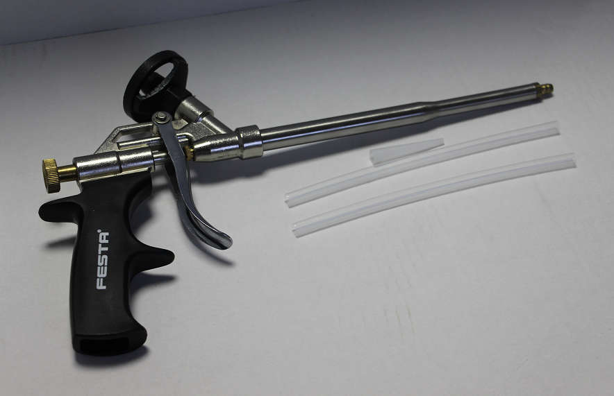 Pištol na montažnú penu